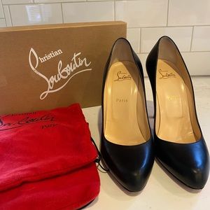 Christian Louboutin Deccolete 868 Heels